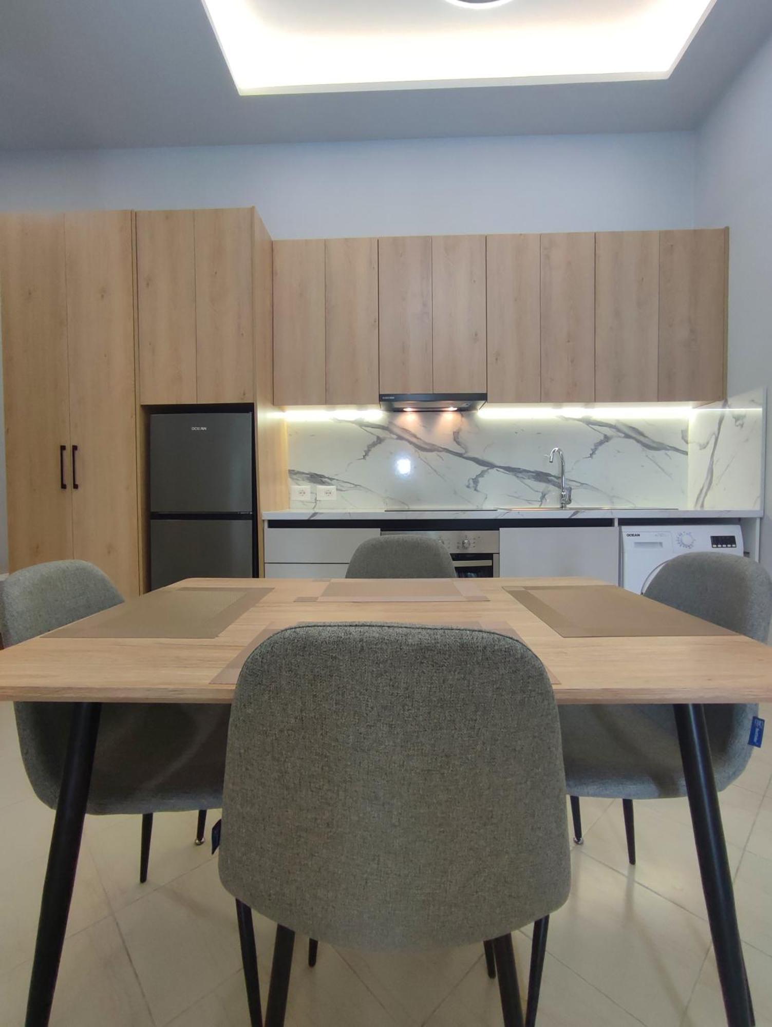 Bp Beach Apartments Голем Екстериор снимка